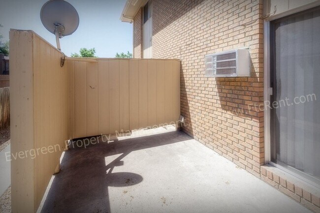 Building Photo - 1707-1721 E 16th St