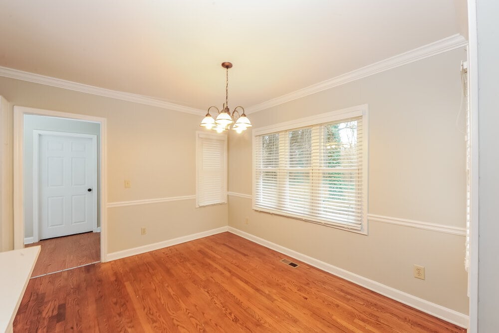 Building Photo - 1798 Poinsettia Dr
