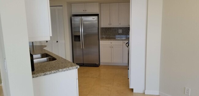 Building Photo - 3560 S Ocean Blvd