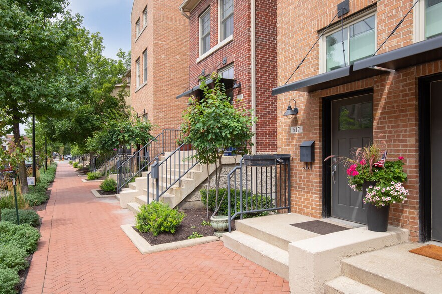 Building Photo - 517 N Park Ave