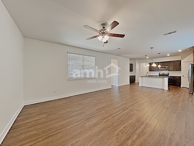 Building Photo - 5056 Trailwater Dr