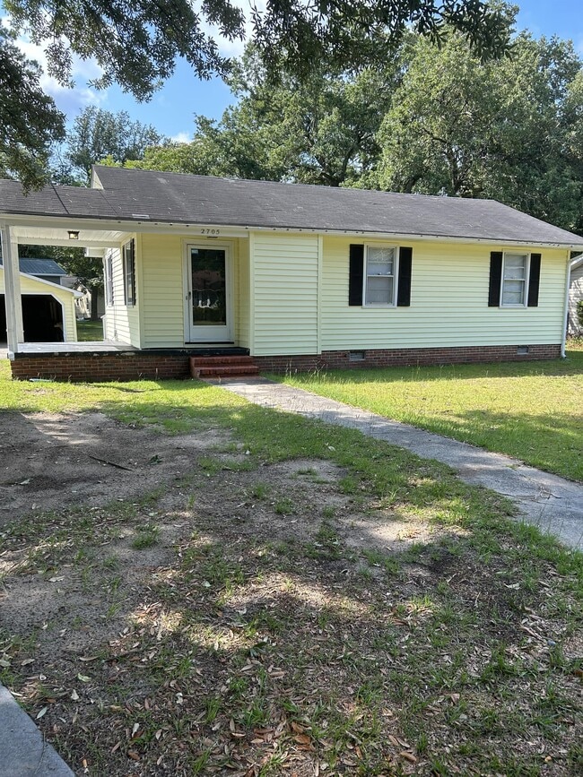 Primary Photo - 2705 9th Ave