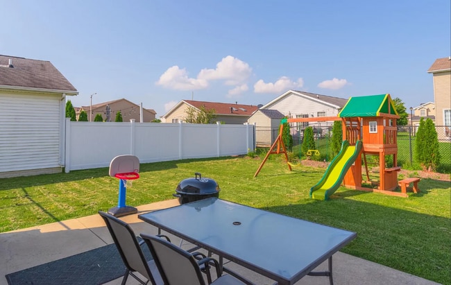 Building Photo - Welcome to the perfect blend of space, sty...