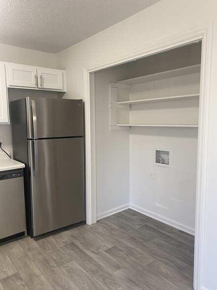 Washer dryer hook-up for 2BR, 1.5B garden - Huntington Park Apartments