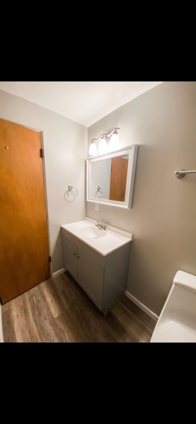 Building Photo - 9721 E Maringo Dr
