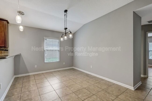 Building Photo - 412 Chattan Way