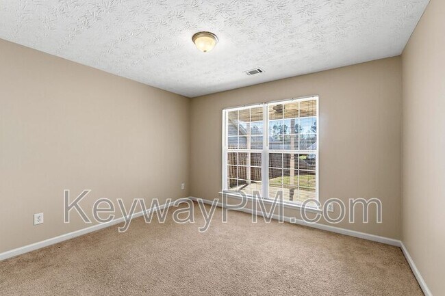 Building Photo - 296 High Meadows Cir