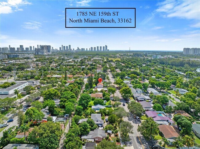 Building Photo - 1785 NE 159th St
