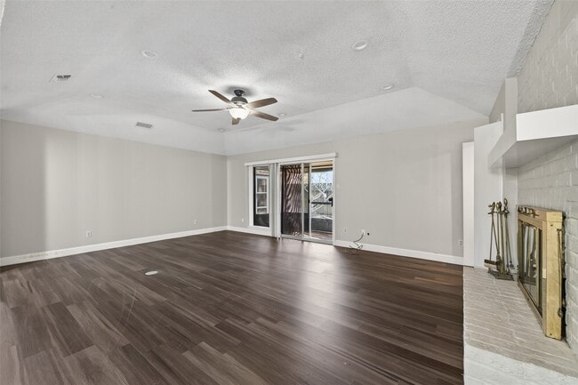 Building Photo - 7735 Teal Run Dr