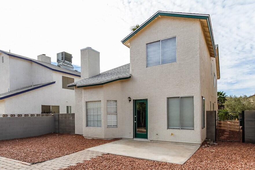 Building Photo - 857 Schooner Dr