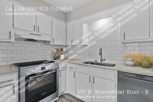 Primary Photo - 395 W Northpoint Rd