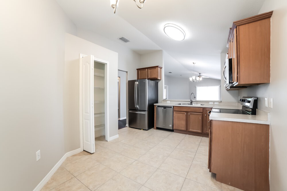 Building Photo - 7329 Lumber Port Dr