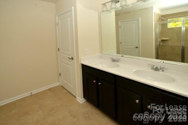 Building Photo - 3441 Park South Station Blvd