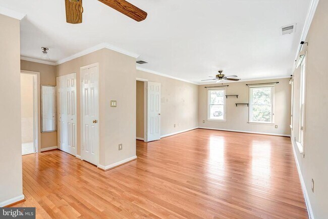 Building Photo - 21102 Raintree Ct
