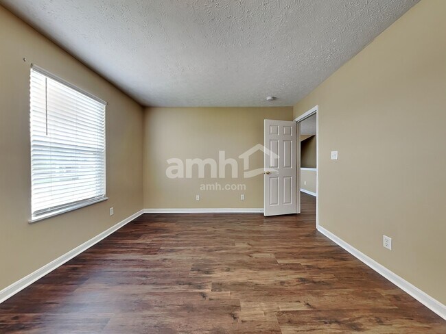 Building Photo - 8736 Gingerwood Ct