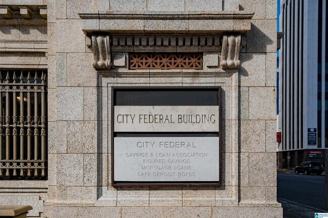 Building Photo - 2024 2nd Ave N