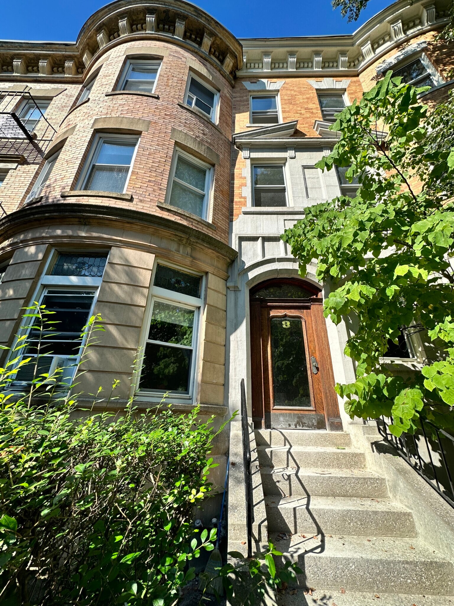 Building Photo - 8 Kilsyth Rd