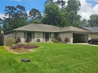 Building Photo - 15206 Flamingo Park