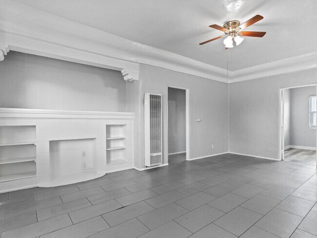 Building Photo - 820 Lime Avenue