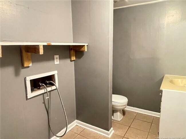 Building Photo - 4937 Galveston Dr