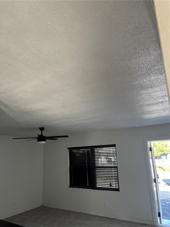 Building Photo - 4006 W Land Ave