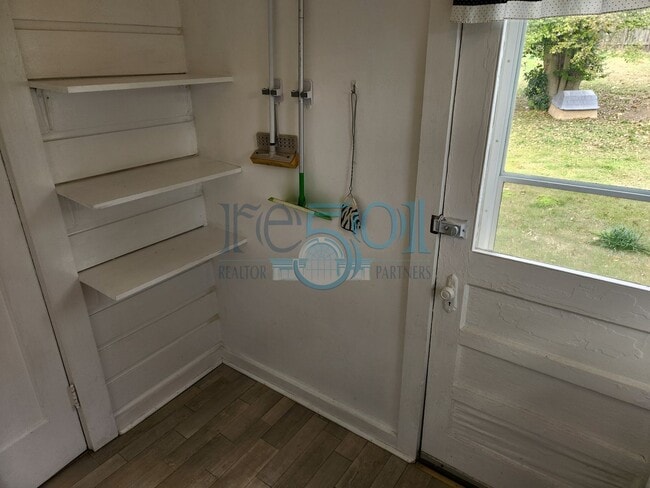 Building Photo - Great Hillcrest Find!  2Bedrooms & 1 Bathroom Pefect for UAMS Student(s)