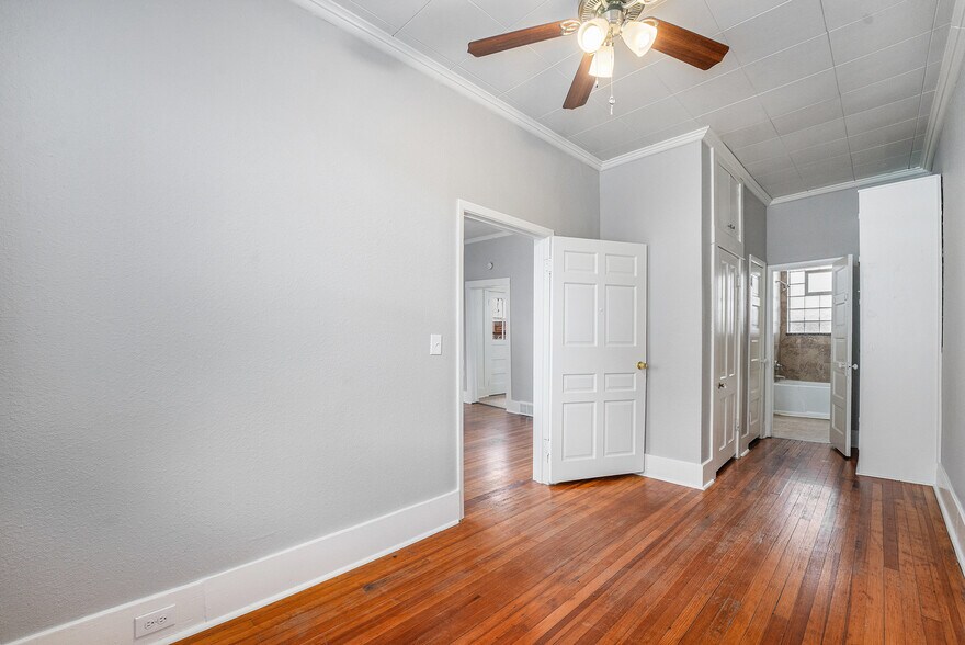 Bedroom - 2508 Decatur St