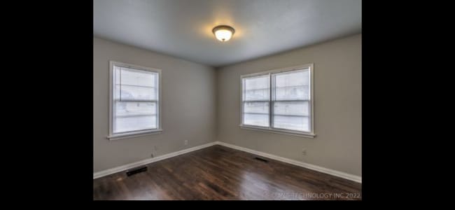 Building Photo - 3 bed 1 bath Sapulpa