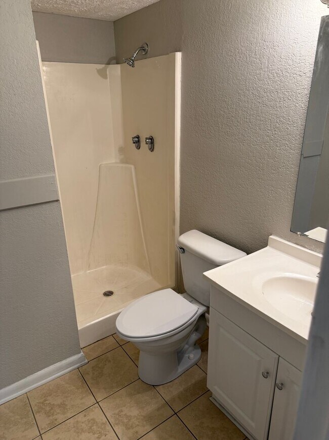 Building Photo - COASTAL VILLA APARTMENTS