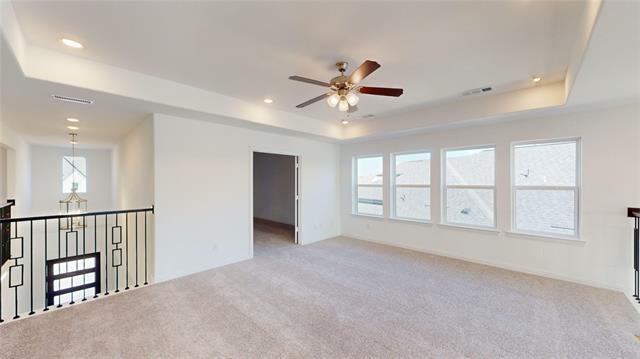 Building Photo - 3916 Linear Dr