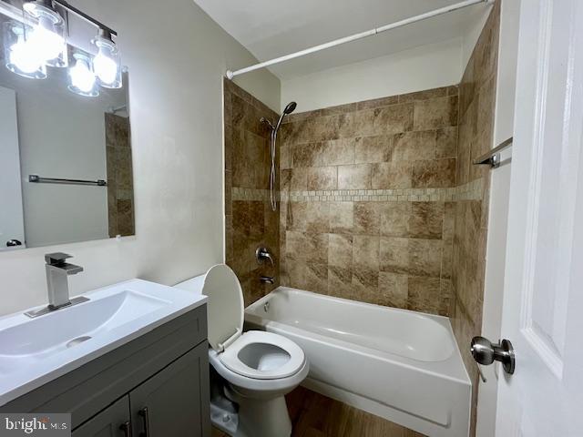 Building Photo - 9601 Aspen Pl