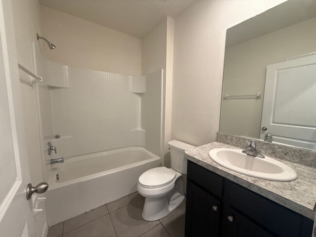 Building Photo - Oak Hill Plantation - Aria Model - 3/2/2 *New Home*