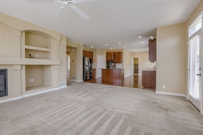 Building Photo - Must See 3 Bedroom In Bellevue!!