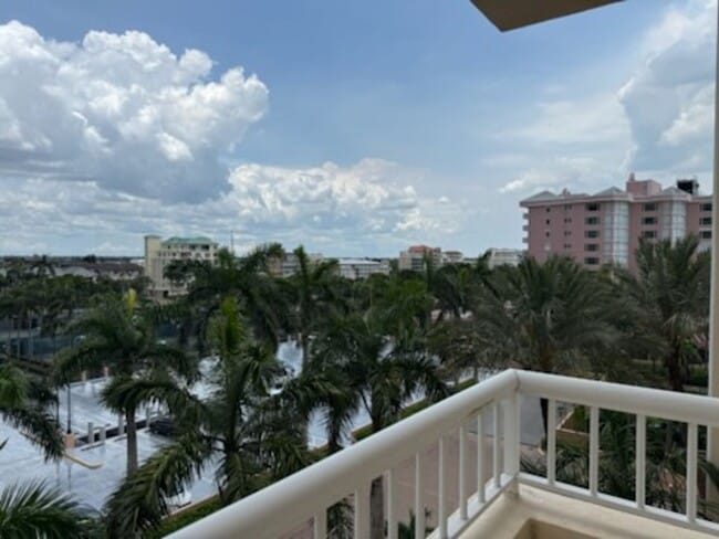 Building Photo - 990 Cape Marco Dr