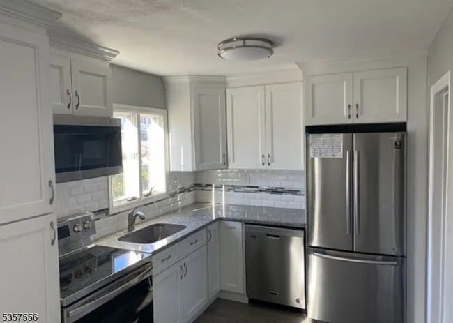 Building Photo - 303 Knox Way