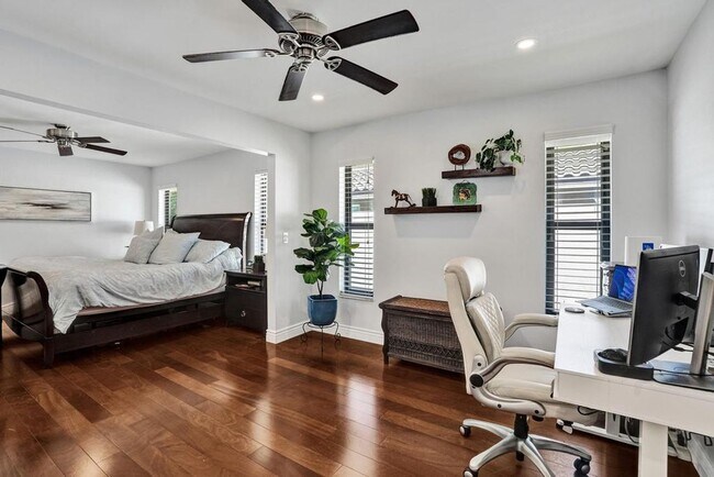Building Photo - Boca Raton Beautifully Updated 4 Bedroom Pool Home