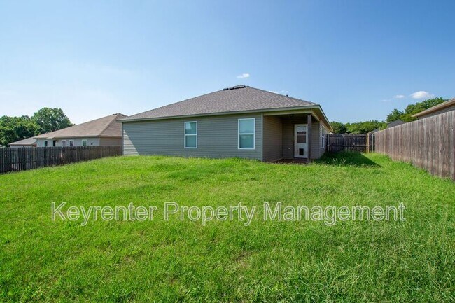 Building Photo - 1124 Granite Ln