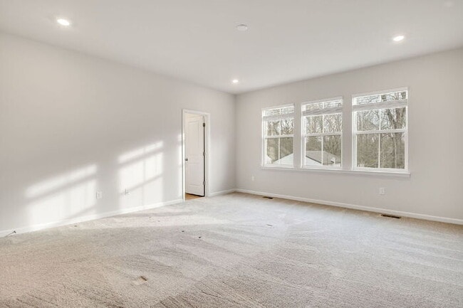 Building Photo - Newly Built 4 Bedroom Home in Moseley with Community Amenities  – $2,995/mo