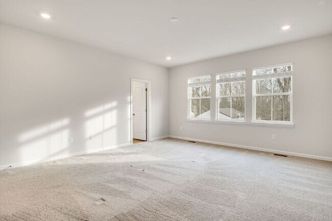 Building Photo - Newly Built 4 Bedroom Home in Moseley with Community Amenities  – $3,200/mo