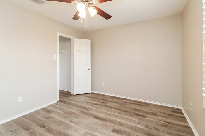 Building Photo - 19194 Shire Horse Blvd