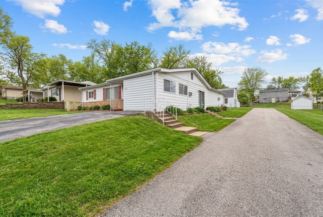 Building Photo - Fantastic 3bd/2ba home! Let yourself in!