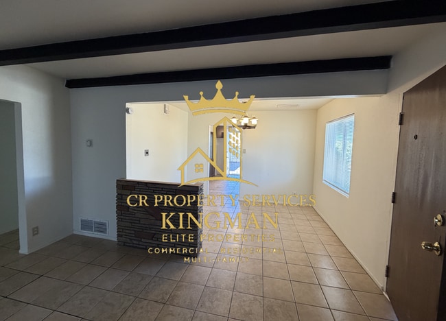 Building Photo - 3 Bedroom, 2 Bath Home – Vintage Charm at Its Best!
