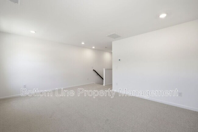Building Photo - 2308 Oakwood Mdws Ct