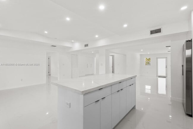 Building Photo - 4001 NW 187th Terrace