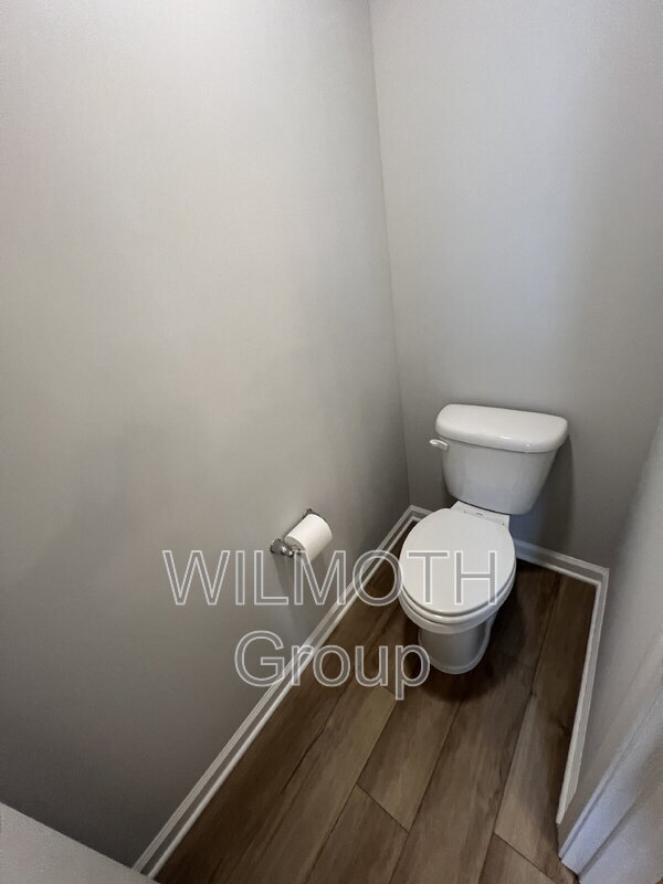 Building Photo - 7300 Shroyer Wy