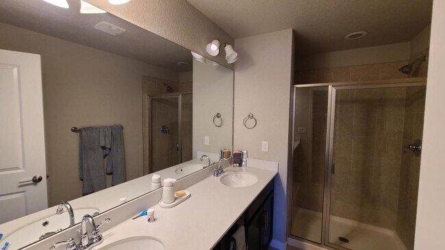 Building Photo - 608 Stonebridge Drive