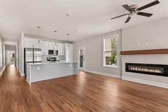 Building Photo - 298 Prince Ave