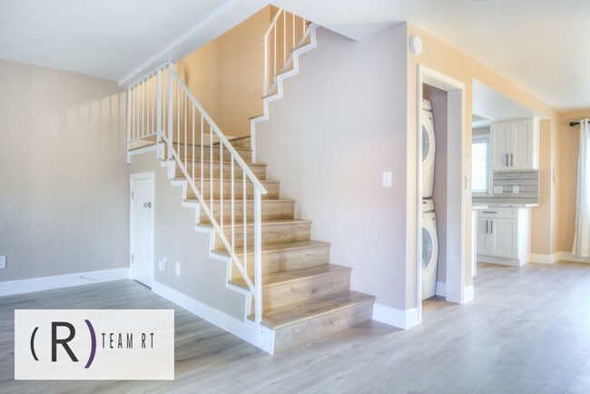 Building Photo - Gated Community and Lovely Condominum in Almansor Park Estates