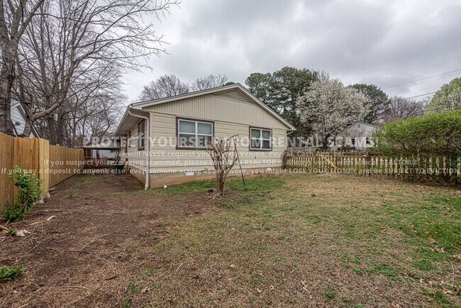 Building Photo - 1013 N Vandeventer Ave