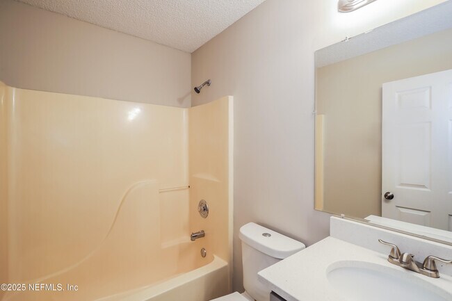 Building Photo - 7609 Dover Cliff Dr S